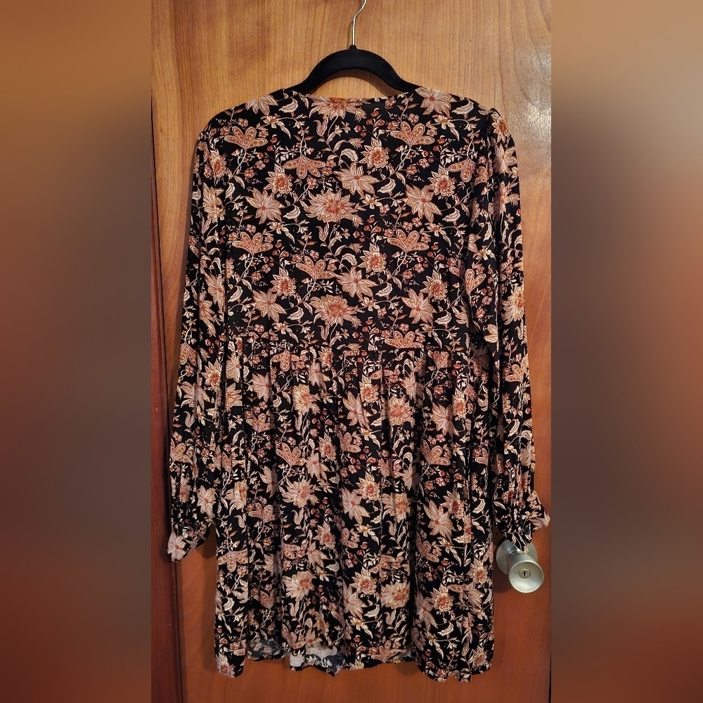 Knox Rose Floral Babydoll Dress – Long Sleeve Boho Style 🌸🖤 - Picture 2 of 4